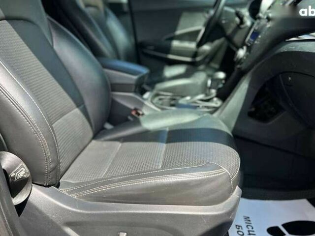 Хендай Санта Фе, об'ємом двигуна 2 л та пробігом 200 тис. км за 13800 $, фото 16 на Automoto.ua