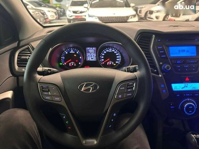 Хендай Санта Фе, объемом двигателя 2 л и пробегом 124 тыс. км за 16500 $, фото 12 на Automoto.ua