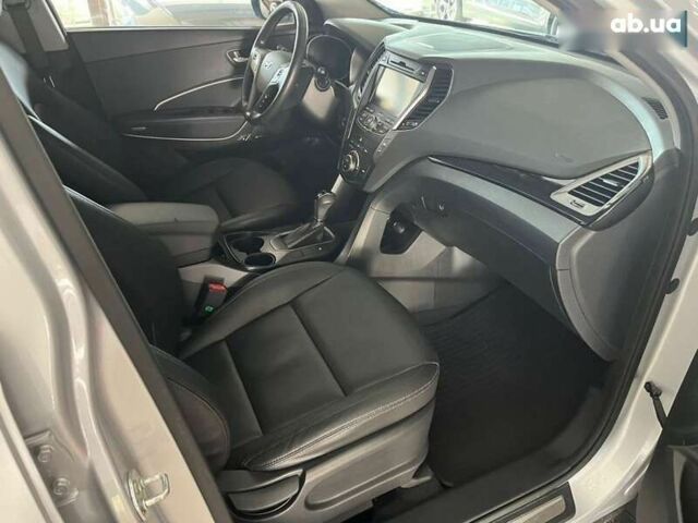 Хендай Санта Фе, объемом двигателя 2 л и пробегом 171 тыс. км за 16500 $, фото 19 на Automoto.ua