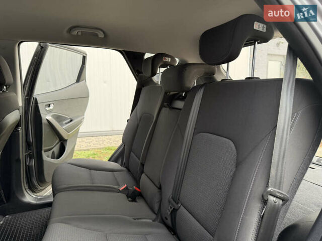 Хендай Санта Фе, об'ємом двигуна 2.36 л та пробігом 147 тис. км за 13951 $, фото 36 на Automoto.ua