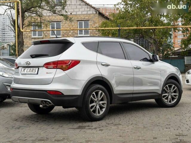 Хендай Санта Фе, объемом двигателя 2 л и пробегом 181 тыс. км за 15700 $, фото 5 на Automoto.ua