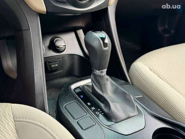 Хендай Санта Фе, объемом двигателя 2.4 л и пробегом 190 тыс. км за 13500 $, фото 25 на Automoto.ua