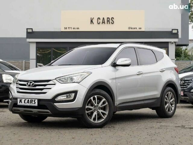 Хендай Санта Фе, объемом двигателя 2 л и пробегом 181 тыс. км за 15700 $, фото 2 на Automoto.ua