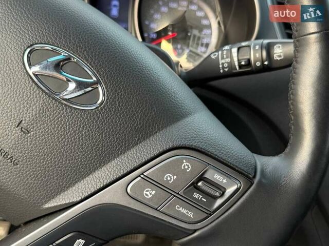 Хендай Санта Фе, объемом двигателя 2.2 л и пробегом 165 тыс. км за 16800 $, фото 29 на Automoto.ua