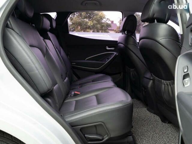 Хендай Санта Фе, объемом двигателя 2 л и пробегом 181 тыс. км за 15700 $, фото 20 на Automoto.ua
