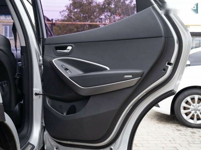 Хендай Санта Фе, объемом двигателя 2 л и пробегом 181 тыс. км за 15700 $, фото 21 на Automoto.ua
