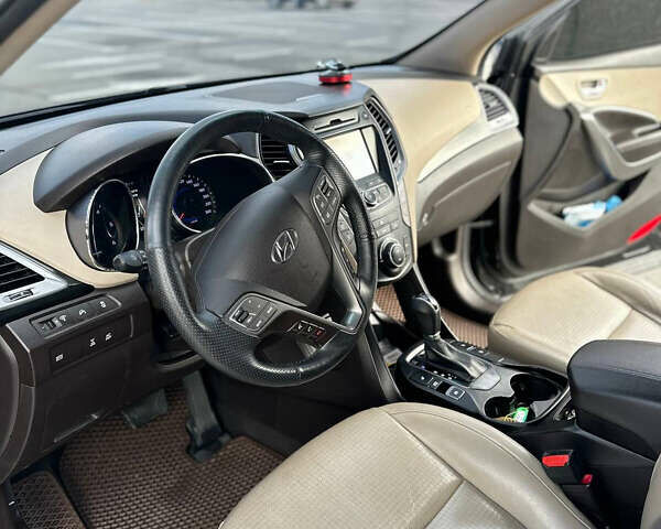 Хендай Санта Фе, объемом двигателя 2.2 л и пробегом 250 тыс. км за 18300 $, фото 10 на Automoto.ua