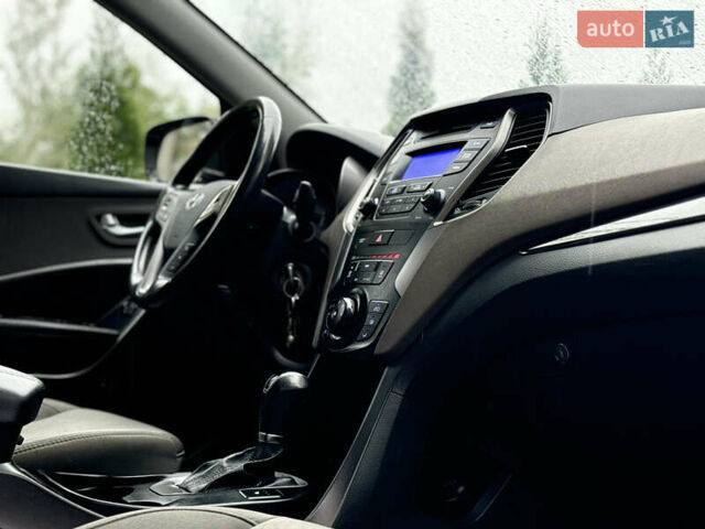 Хендай Санта Фе, объемом двигателя 2.36 л и пробегом 230 тыс. км за 12900 $, фото 33 на Automoto.ua