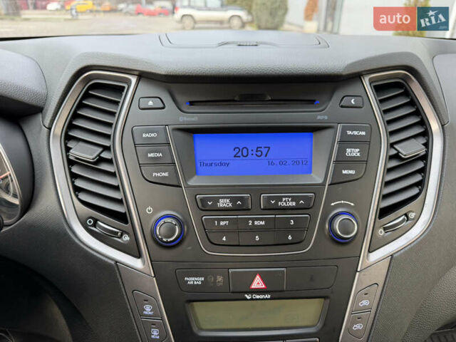 Хендай Санта Фе, об'ємом двигуна 2.36 л та пробігом 147 тис. км за 13951 $, фото 54 на Automoto.ua