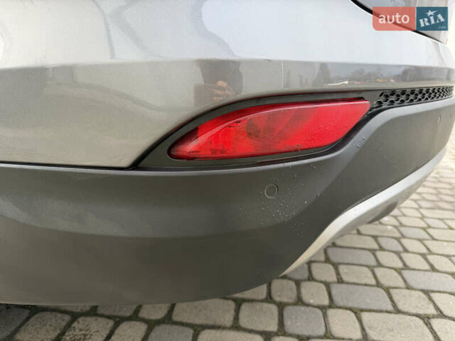 Хендай Санта Фе, об'ємом двигуна 2.36 л та пробігом 147 тис. км за 13951 $, фото 26 на Automoto.ua