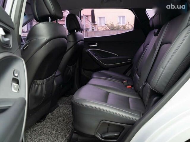 Хендай Санта Фе, объемом двигателя 2 л и пробегом 181 тыс. км за 15700 $, фото 18 на Automoto.ua