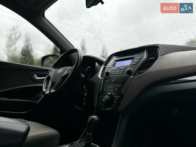 Хендай Санта Фе, объемом двигателя 2.36 л и пробегом 230 тыс. км за 12900 $, фото 39 на Automoto.ua