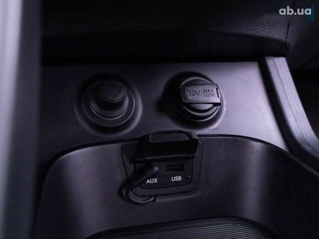 Хендай Санта Фе, объемом двигателя 2 л и пробегом 181 тыс. км за 15700 $, фото 12 на Automoto.ua