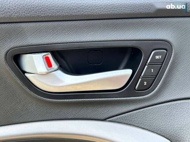 Хендай Санта Фе, об'ємом двигуна 0 л та пробігом 129 тис. км за 19000 $, фото 15 на Automoto.ua