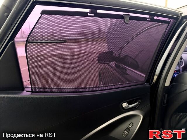 Хендай Санта Фе, об'ємом двигуна 2 л та пробігом 211 тис. км за 17200 $, фото 7 на Automoto.ua