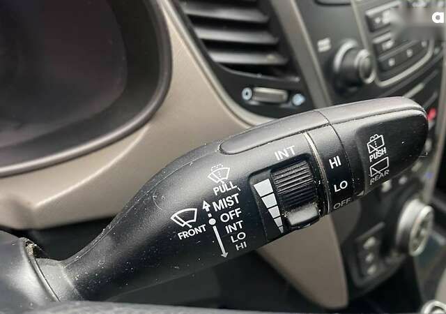 Хендай Санта Фе, объемом двигателя 2.4 л и пробегом 152 тыс. км за 12500 $, фото 23 на Automoto.ua