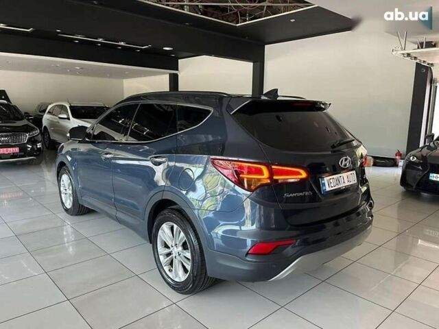 Хендай Санта Фе, объемом двигателя 2 л и пробегом 167 тыс. км за 18900 $, фото 5 на Automoto.ua