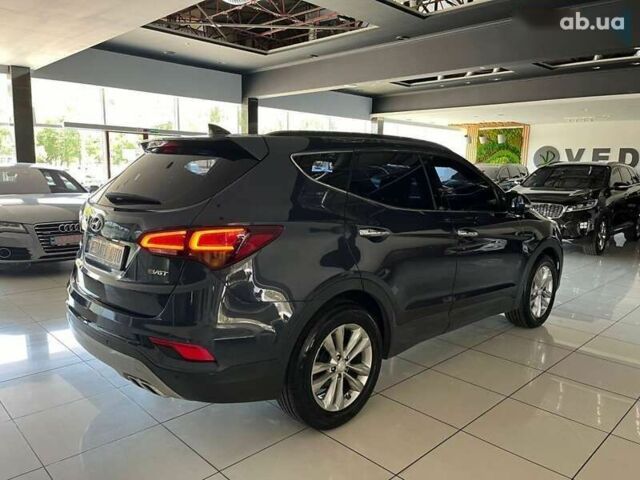 Хендай Санта Фе, объемом двигателя 2 л и пробегом 167 тыс. км за 18900 $, фото 3 на Automoto.ua