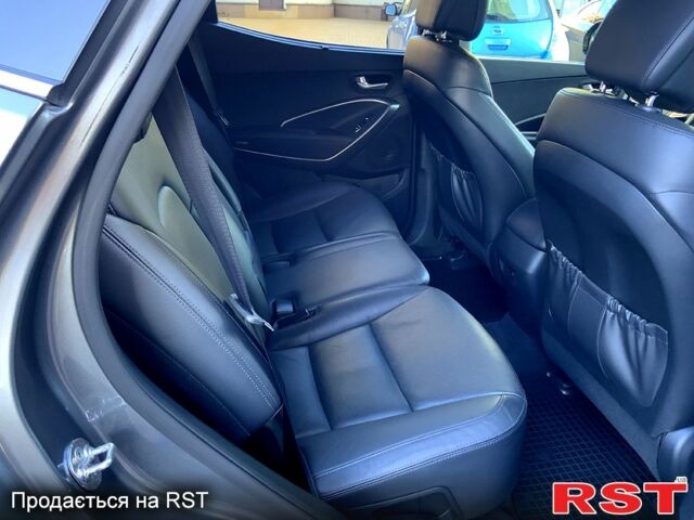 Хендай Санта Фе, объемом двигателя 2.2 л и пробегом 141 тыс. км за 19500 $, фото 5 на Automoto.ua