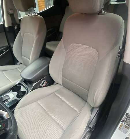 Хендай Санта Фе, объемом двигателя 2.4 л и пробегом 152 тыс. км за 12500 $, фото 17 на Automoto.ua