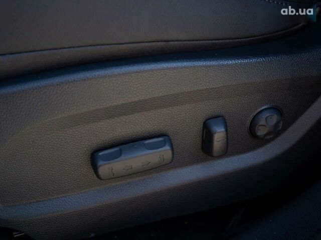 Хендай Санта Фе, объемом двигателя 2 л и пробегом 199 тыс. км за 17500 $, фото 16 на Automoto.ua