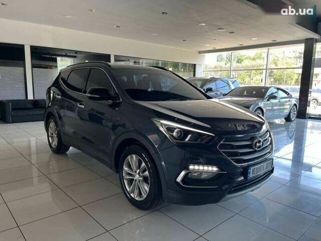 Хендай Санта Фе, объемом двигателя 2 л и пробегом 167 тыс. км за 18900 $, фото 2 на Automoto.ua