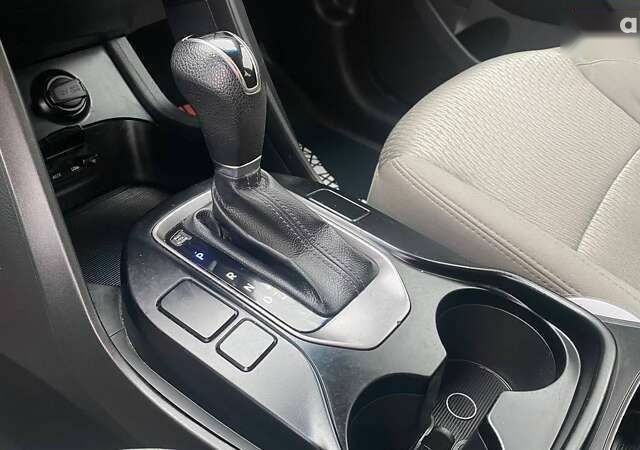 Хендай Санта Фе, объемом двигателя 2.4 л и пробегом 152 тыс. км за 12500 $, фото 21 на Automoto.ua