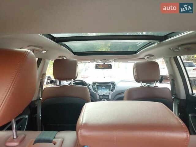 Хендай Санта Фе, об'ємом двигуна 2 л та пробігом 137 тис. км за 15500 $, фото 17 на Automoto.ua