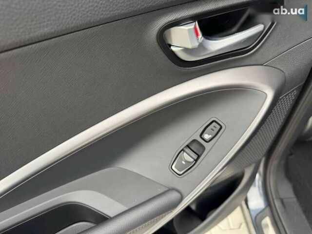 Хендай Санта Фе, объемом двигателя 2 л и пробегом 170 тыс. км за 18500 $, фото 22 на Automoto.ua