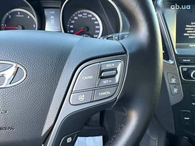 Хендай Санта Фе, объемом двигателя 2 л и пробегом 218 тыс. км за 17800 $, фото 12 на Automoto.ua