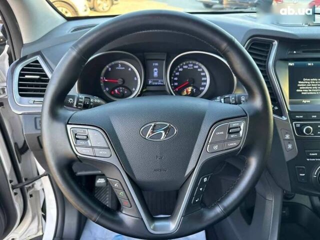 Хендай Санта Фе, объемом двигателя 2 л и пробегом 218 тыс. км за 17800 $, фото 10 на Automoto.ua