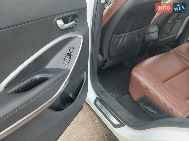 Хендай Санта Фе, об'ємом двигуна 2 л та пробігом 137 тис. км за 15500 $, фото 9 на Automoto.ua