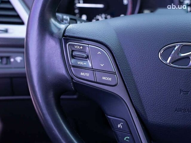 Хендай Санта Фе, объемом двигателя 2 л и пробегом 199 тыс. км за 17500 $, фото 25 на Automoto.ua