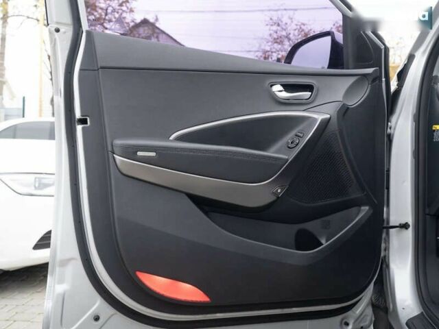 Хендай Санта Фе, об'ємом двигуна 2.2 л та пробігом 135 тис. км за 18300 $, фото 14 на Automoto.ua