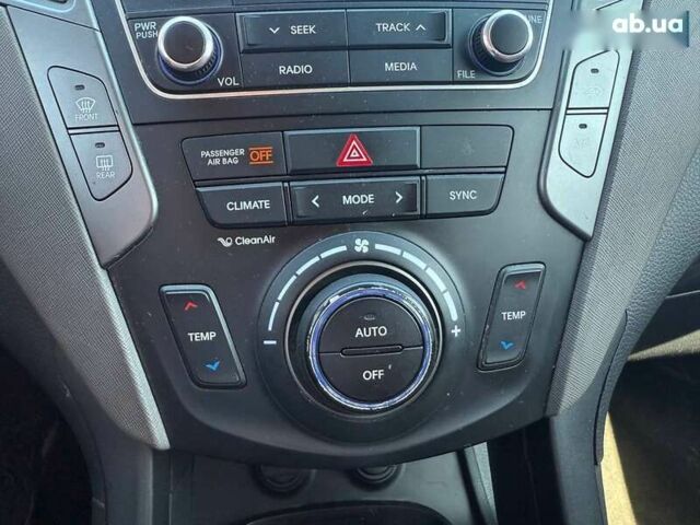 Хендай Санта Фе, объемом двигателя 2.4 л и пробегом 141 тыс. км за 14490 $, фото 26 на Automoto.ua