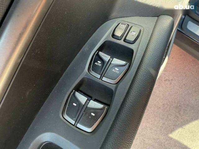 Хендай Санта Фе, объемом двигателя 2.4 л и пробегом 141 тыс. км за 14490 $, фото 15 на Automoto.ua