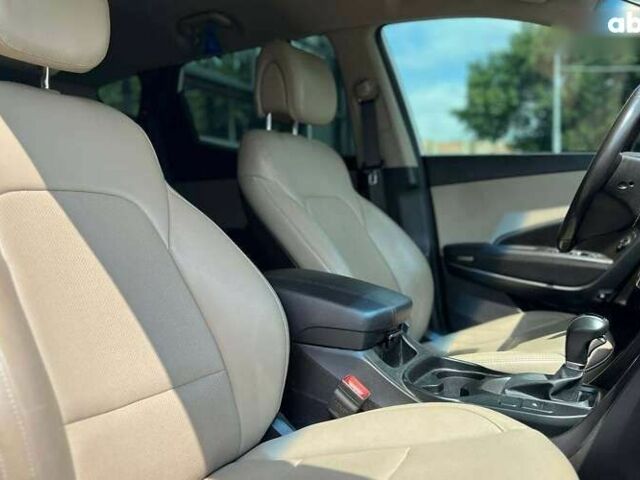 Хендай Санта Фе, объемом двигателя 2.4 л и пробегом 165 тыс. км за 16000 $, фото 20 на Automoto.ua