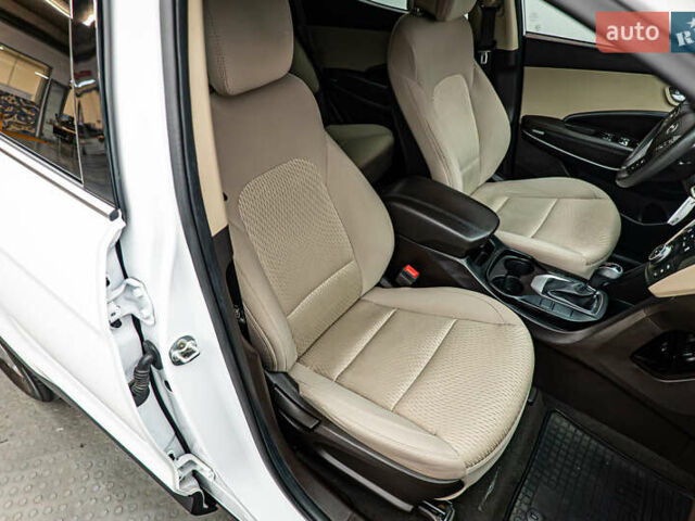 Хендай Санта Фе, объемом двигателя 2.4 л и пробегом 213 тыс. км за 14181 $, фото 18 на Automoto.ua