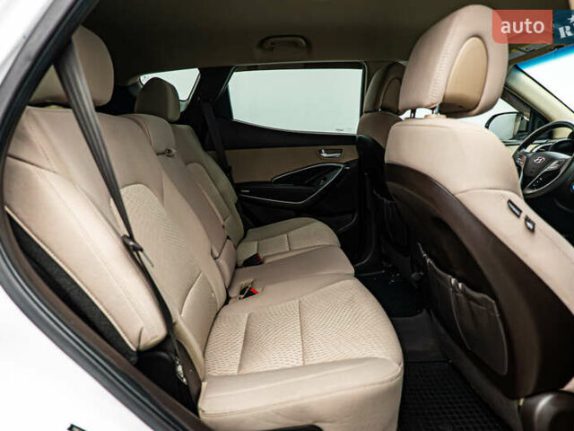 Хендай Санта Фе, объемом двигателя 2.4 л и пробегом 213 тыс. км за 14181 $, фото 19 на Automoto.ua