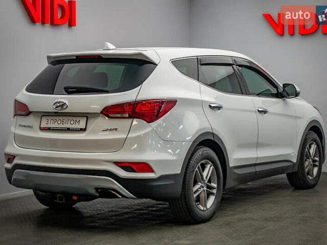 Хендай Санта Фе, объемом двигателя 2.4 л и пробегом 213 тыс. км за 14181 $, фото 1 на Automoto.ua
