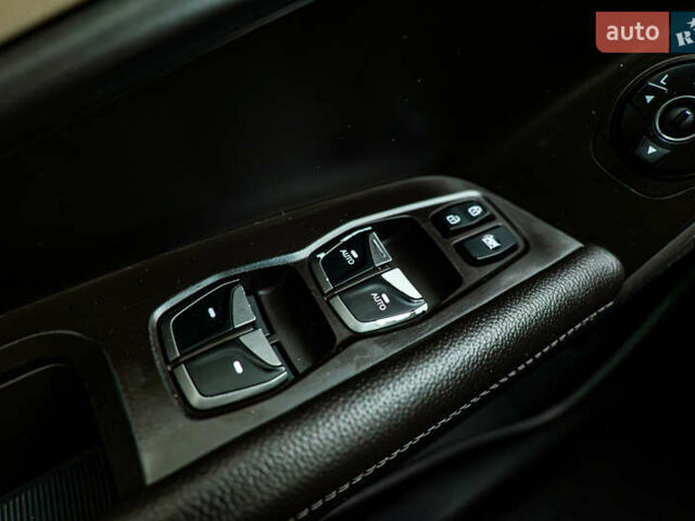 Хендай Санта Фе, объемом двигателя 2.4 л и пробегом 213 тыс. км за 14181 $, фото 14 на Automoto.ua