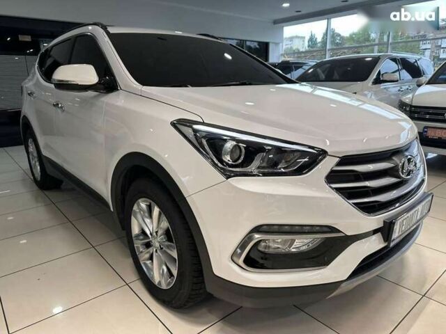 Хендай Санта Фе, объемом двигателя 2 л и пробегом 167 тыс. км за 19900 $, фото 2 на Automoto.ua