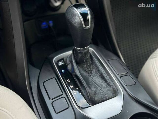 Хендай Санта Фе, об'ємом двигуна 2.4 л та пробігом 115 тис. км за 13690 $, фото 26 на Automoto.ua