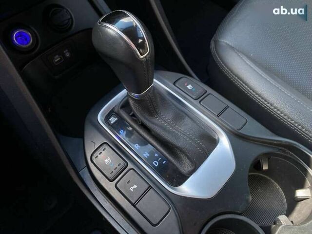 Хендай Санта Фе, объемом двигателя 2 л и пробегом 174 тыс. км за 21500 $, фото 18 на Automoto.ua