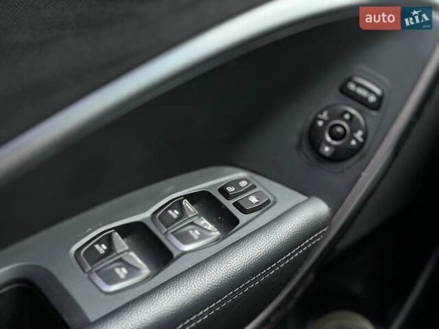 Хендай Санта Фе, объемом двигателя 2.2 л и пробегом 180 тыс. км за 22500 $, фото 15 на Automoto.ua