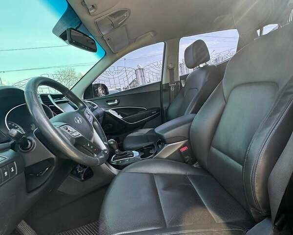 Хендай Санта Фе, объемом двигателя 2 л и пробегом 97 тыс. км за 19000 $, фото 2 на Automoto.ua
