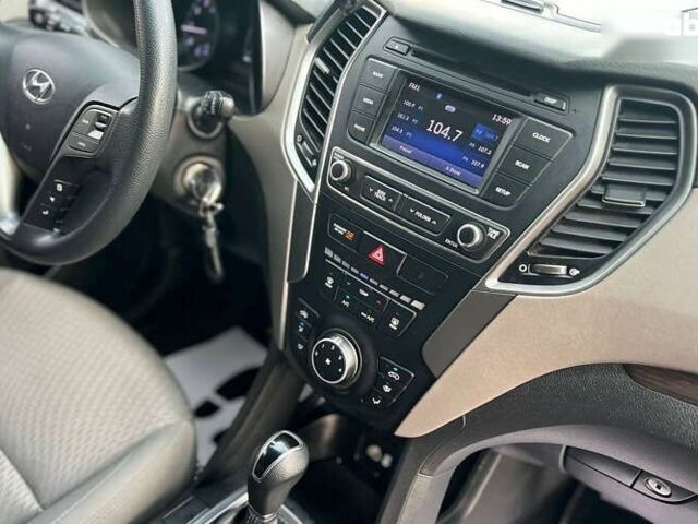 Хендай Санта Фе, об'ємом двигуна 2.4 л та пробігом 130 тис. км за 16300 $, фото 14 на Automoto.ua