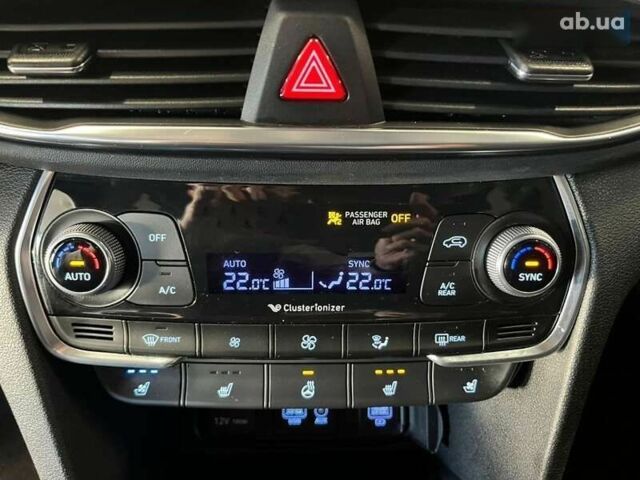 Хендай Санта Фе, объемом двигателя 2 л и пробегом 69 тыс. км за 25900 $, фото 16 на Automoto.ua