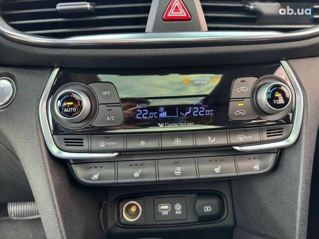 Хендай Санта Фе, объемом двигателя 2 л и пробегом 129 тыс. км за 25500 $, фото 20 на Automoto.ua