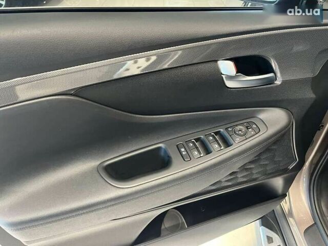 Хендай Санта Фе, объемом двигателя 2 л и пробегом 69 тыс. км за 25900 $, фото 11 на Automoto.ua